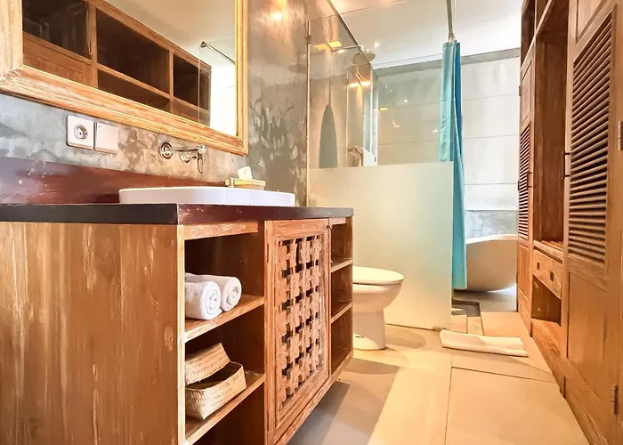 2br Dlobong Private Pool أوبود